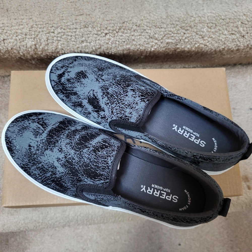 NWT SPERRY SLIP ON SHOES!